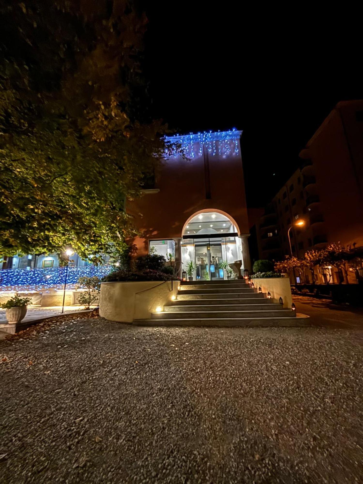 Villa Nasti Hotel Ristorante Canzo Eksteriør bilde