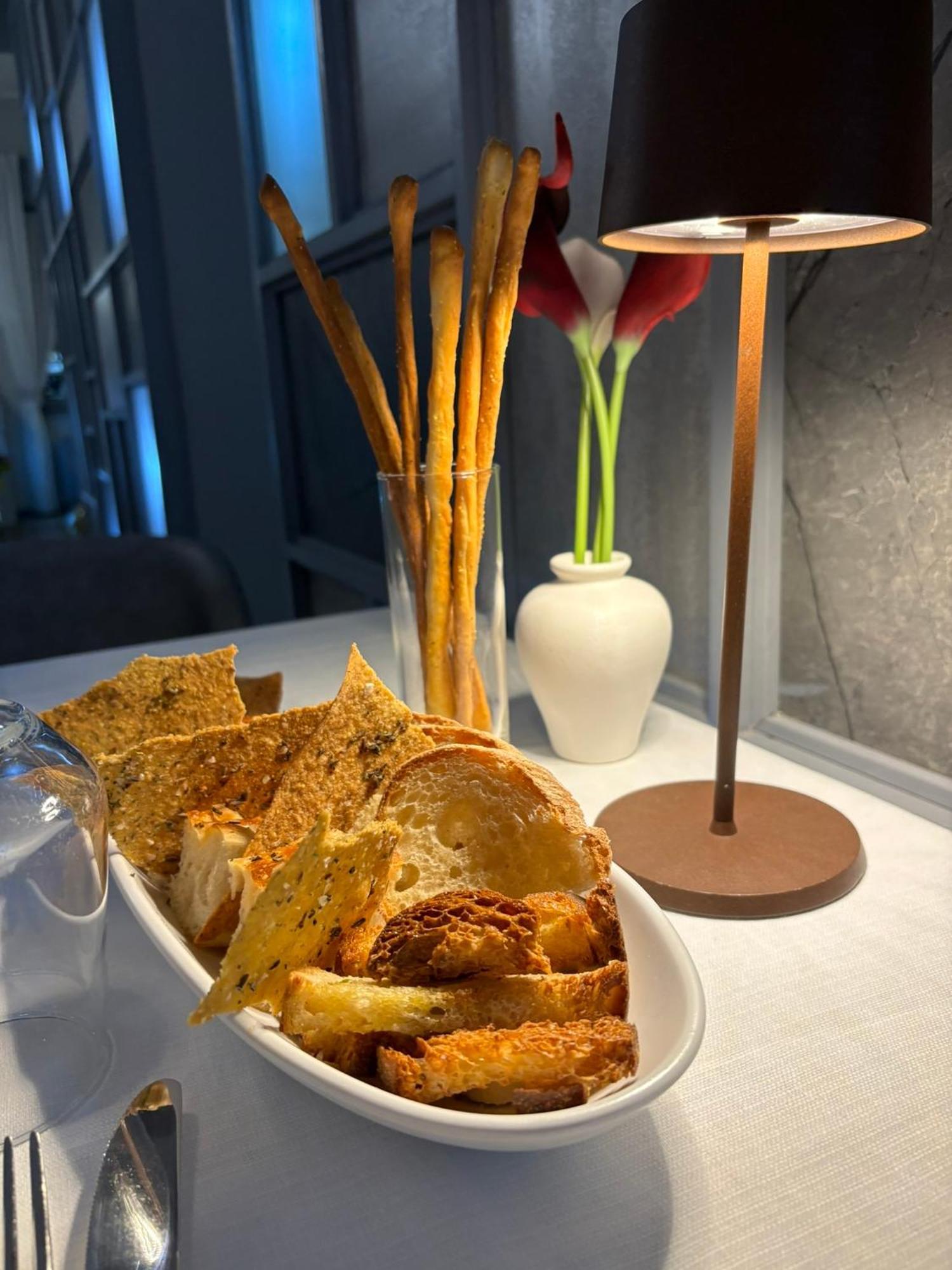 Villa Nasti Hotel Ristorante Canzo Eksteriør bilde