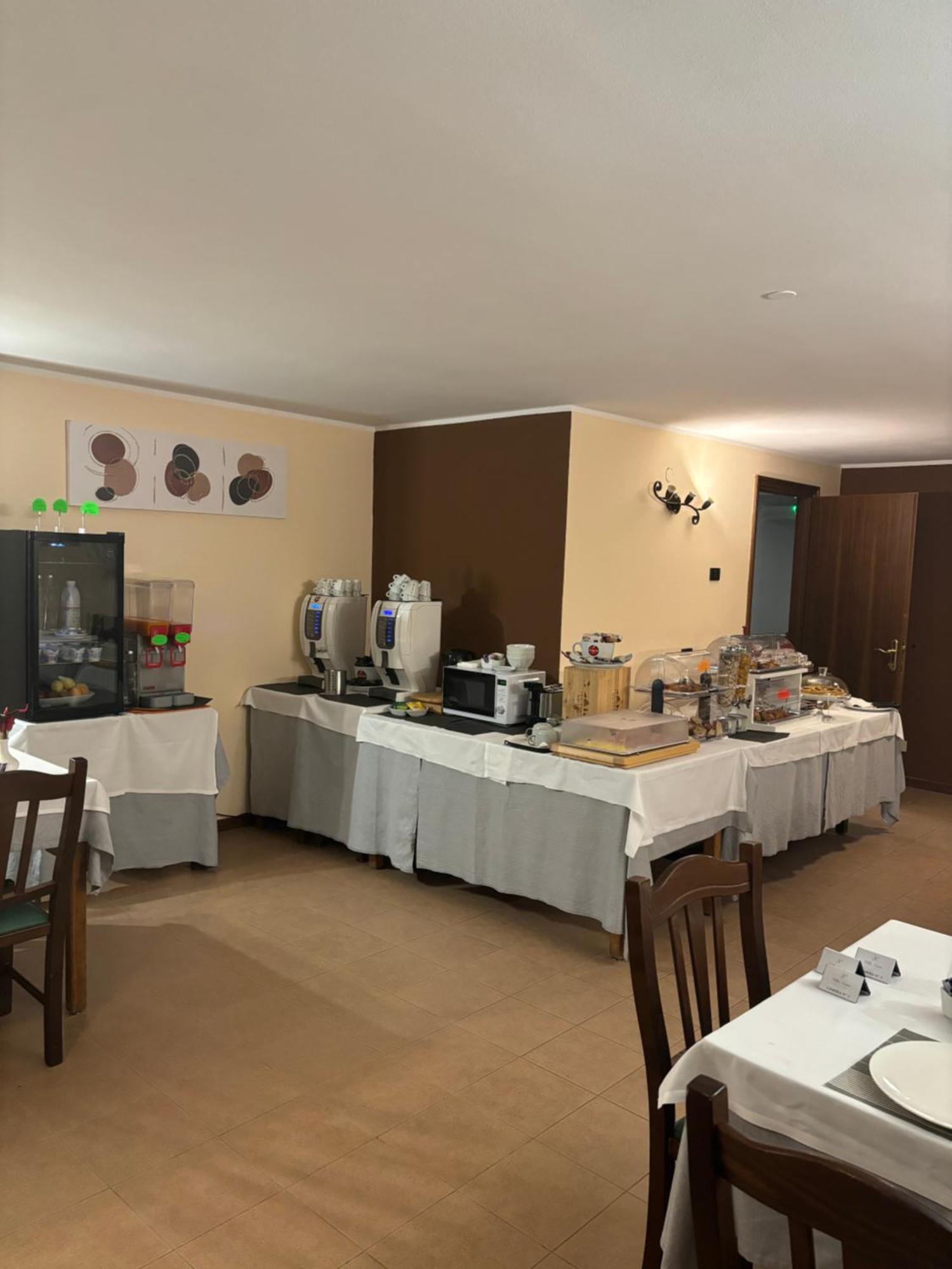 Villa Nasti Hotel Ristorante Canzo Eksteriør bilde