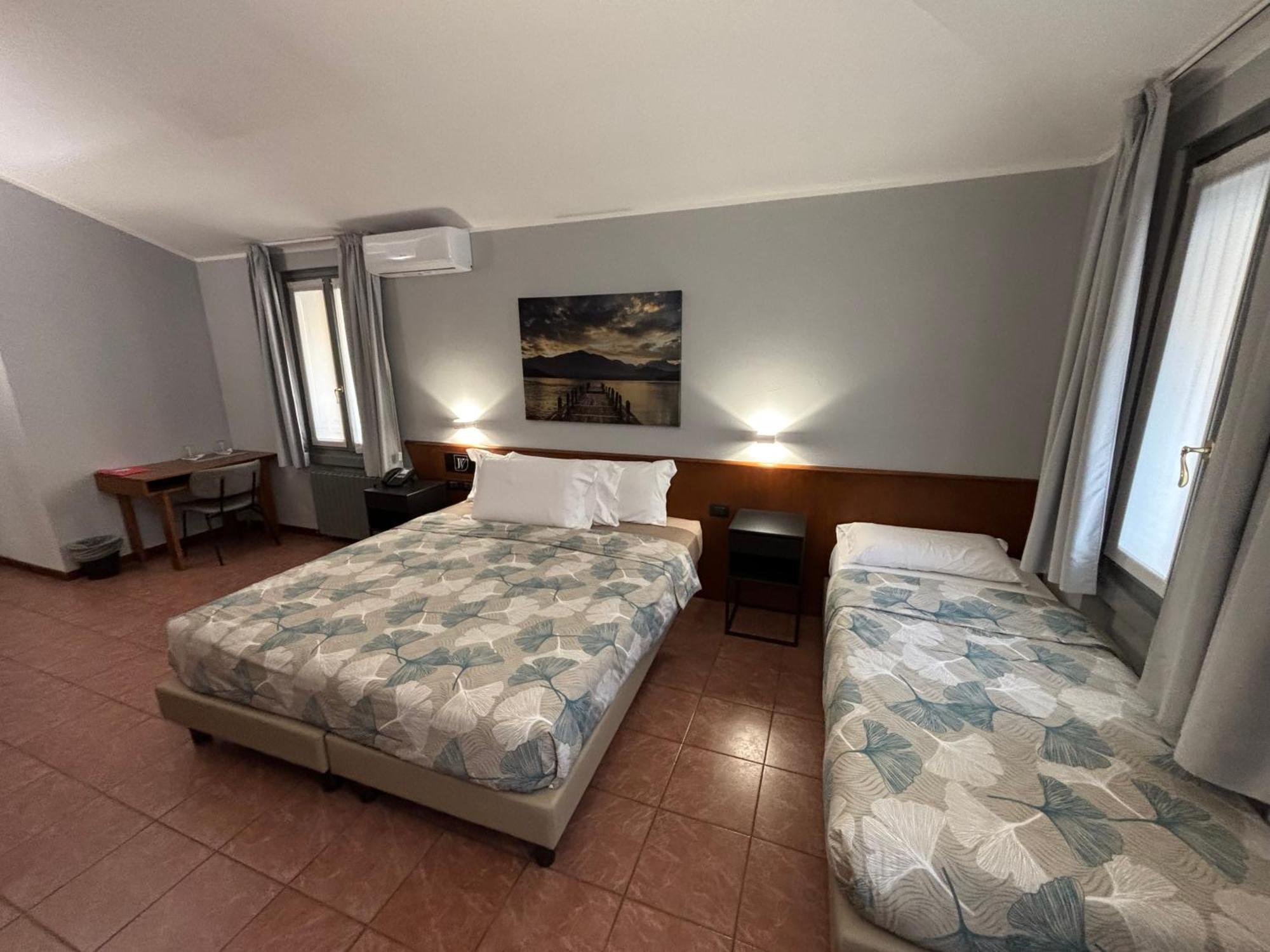 Villa Nasti Hotel Ristorante Canzo Eksteriør bilde