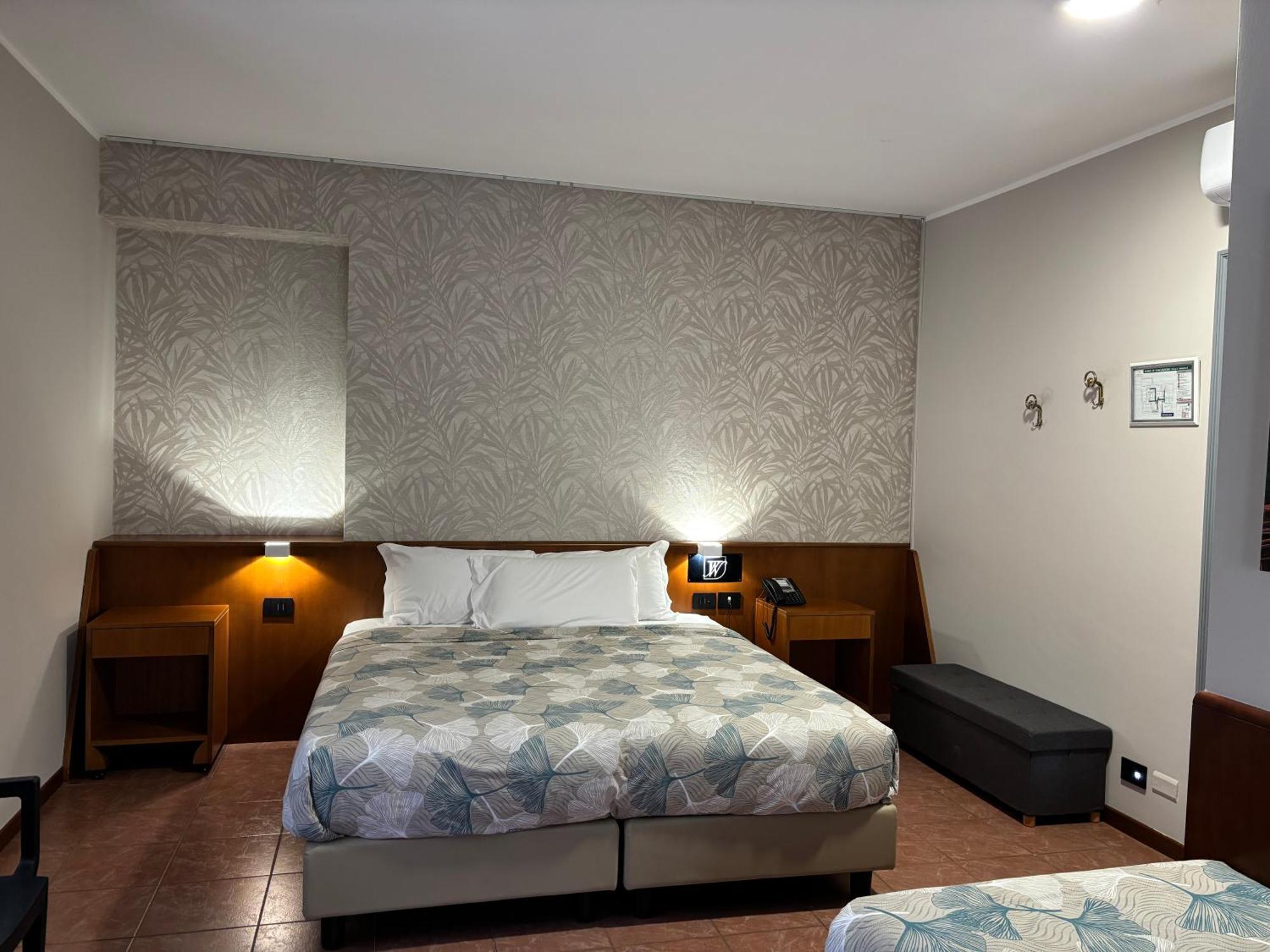 Villa Nasti Hotel Ristorante Canzo Eksteriør bilde
